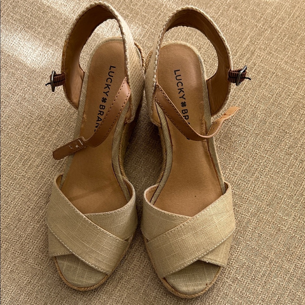 Lucky Brand Women’s Tan Espadrille Wedge Sandals